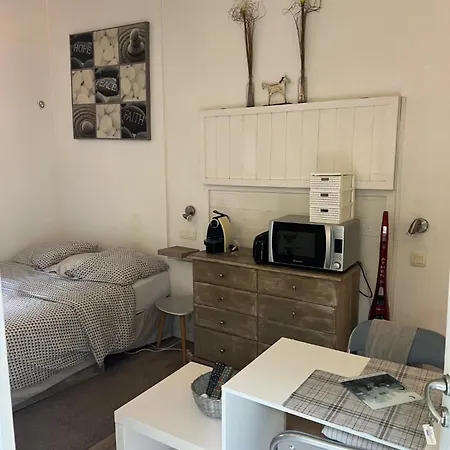 Jakar Près De Toulouse